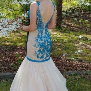 Blue prom dress